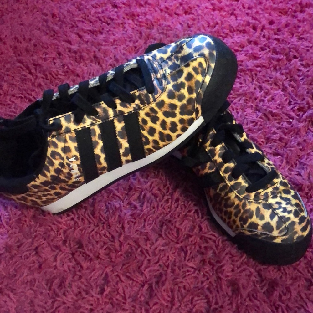 Adidas Samoa Leopard Print Shoes 7.5